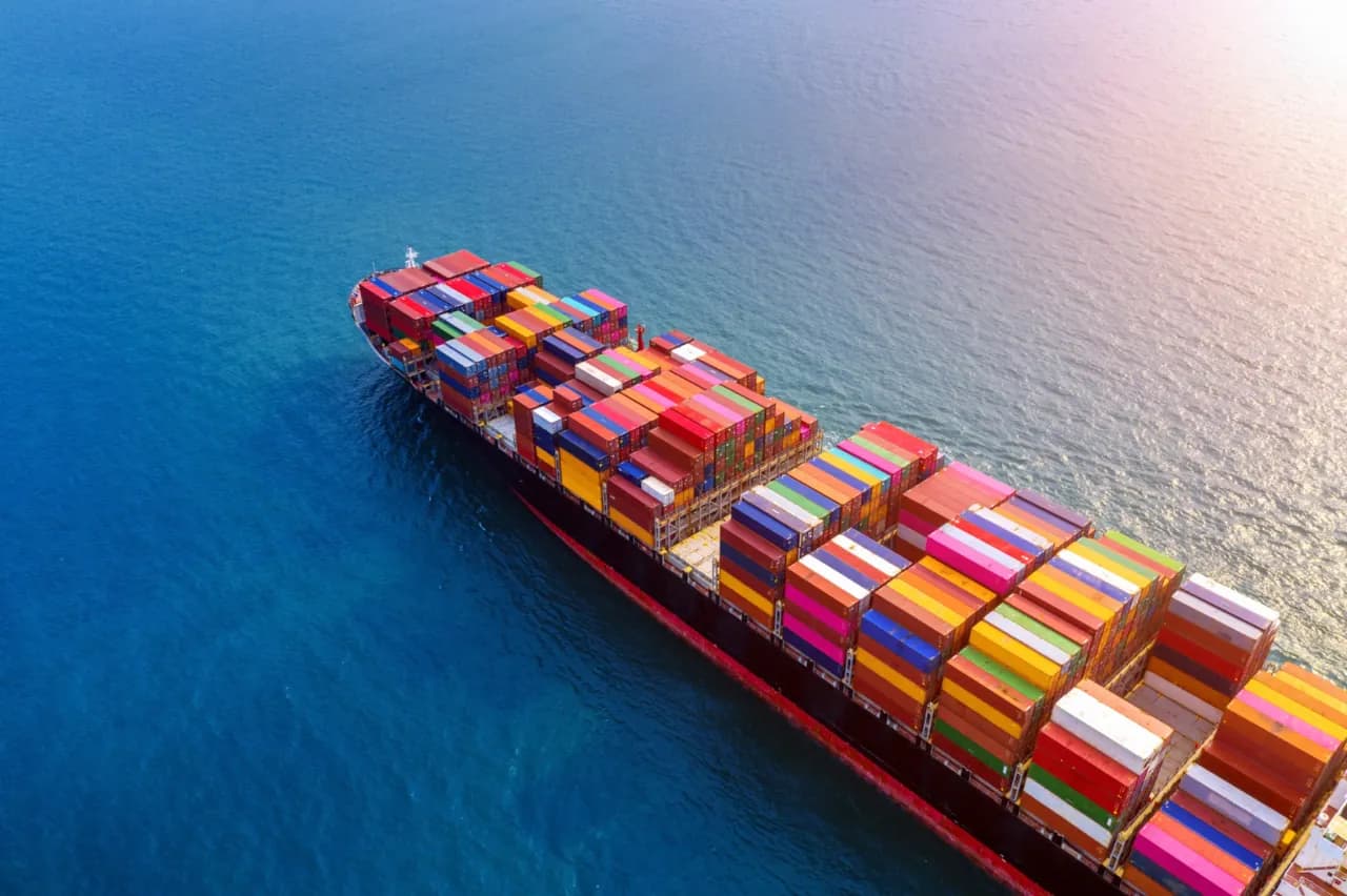Diploma in Shipping & Logistics Management (DLM)