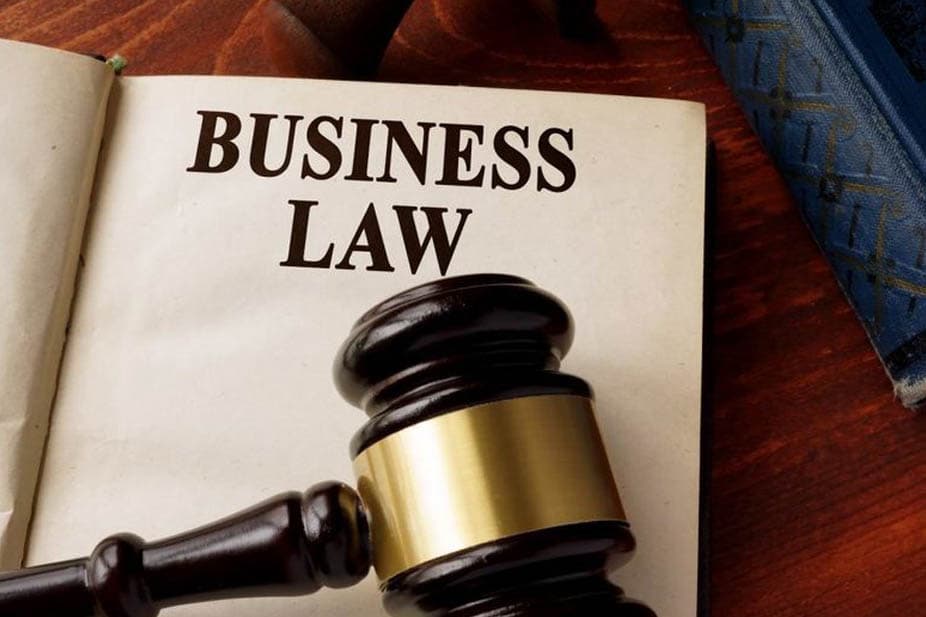 Business Law, Its importance and effects on commercial transactions and Licensing-featured-image