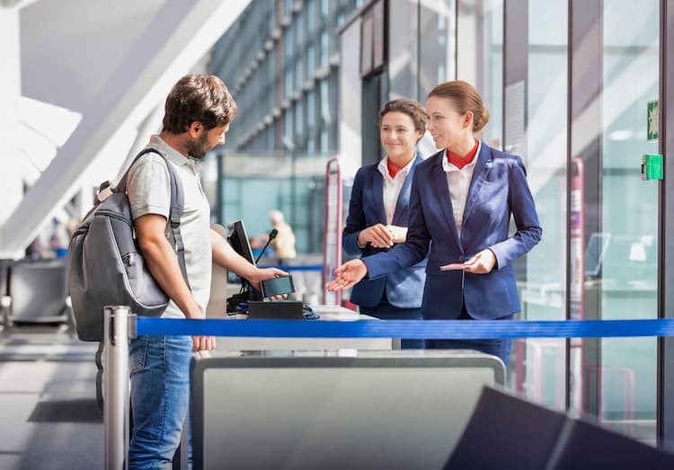 Get Trained at Guiders Academy For Handling Pax And Baggage at Airport